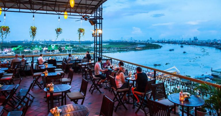rooftop bar